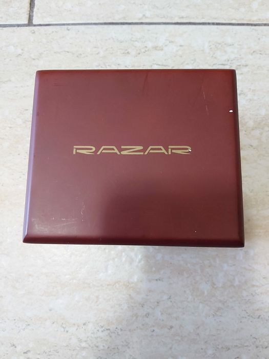 Ceas barbatesc RAZAR