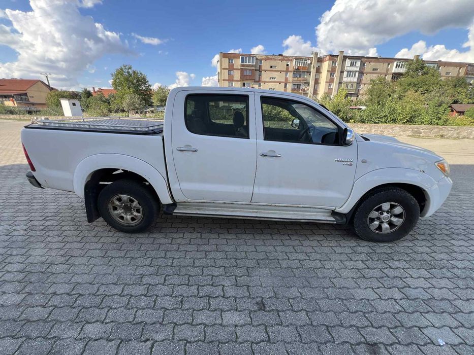 Toyota hilux 2.5D4D 4x4 2009 blocaj  de sateliti