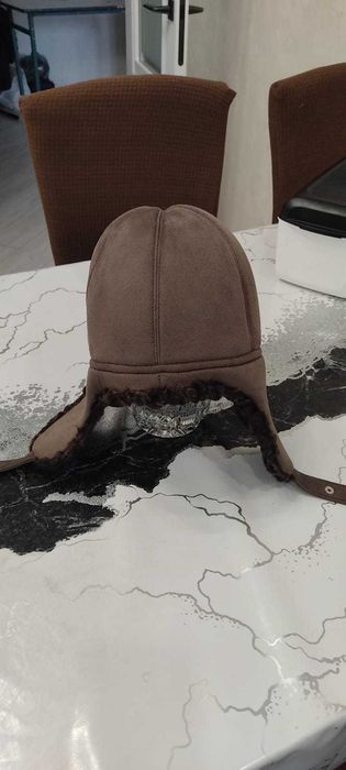 Продам новую ушанку из натурального Каракуля