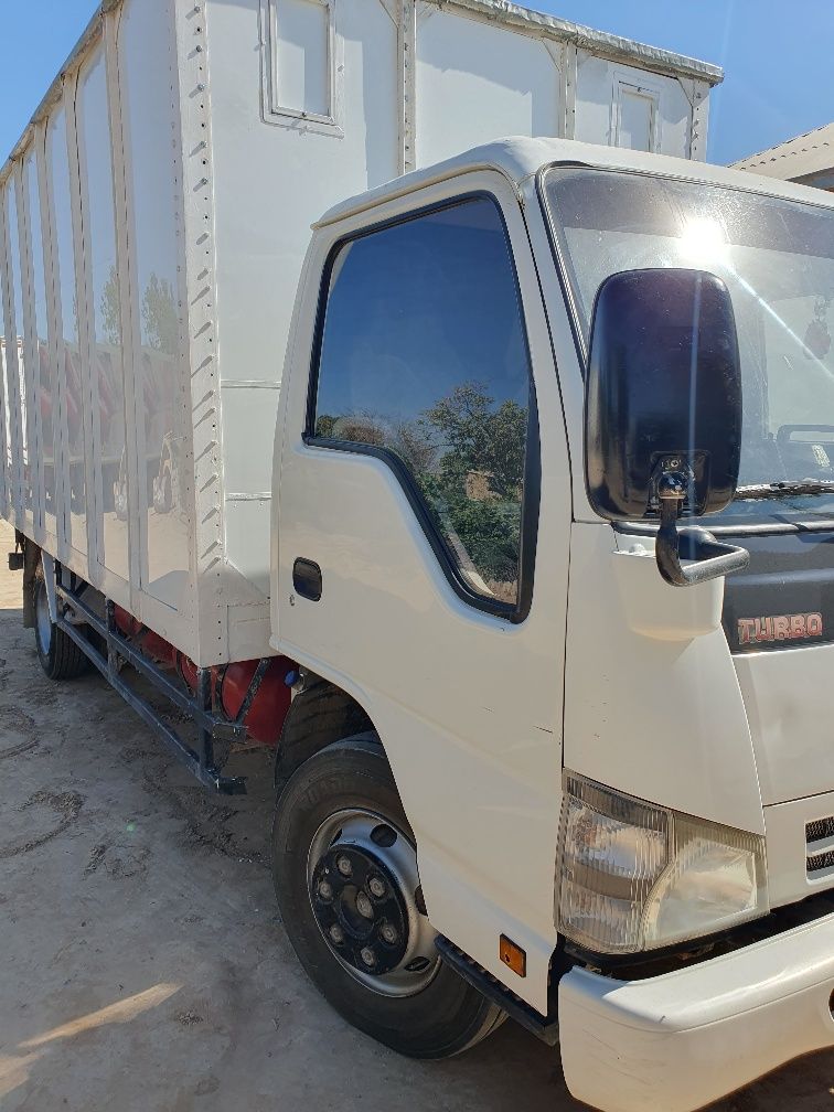 5tonnalik Isuzu sotiladi