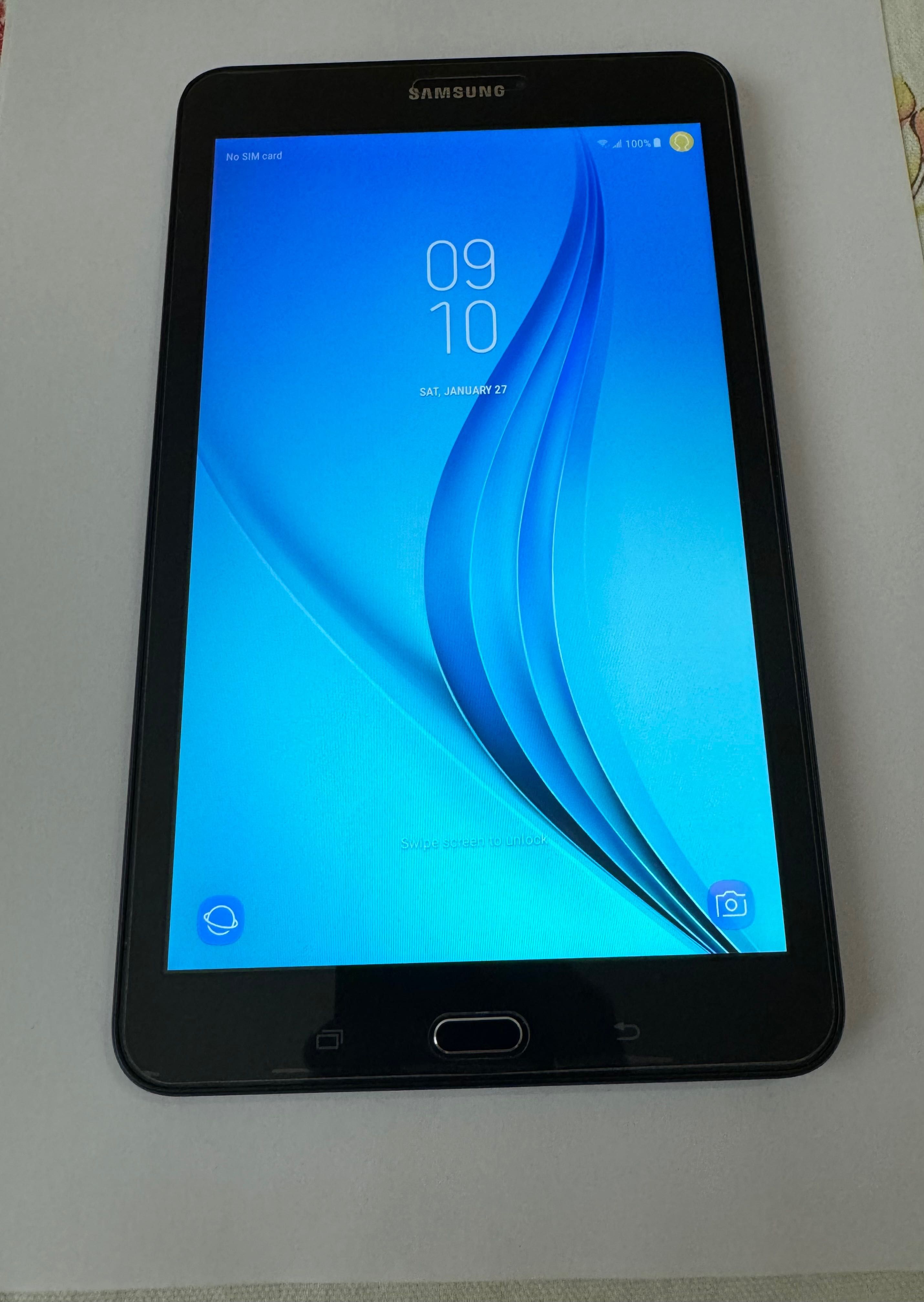 Samsung Galaxy Tab E 8.0 - Като нов!