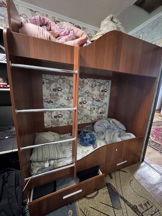 Продам кровати двухъярусные