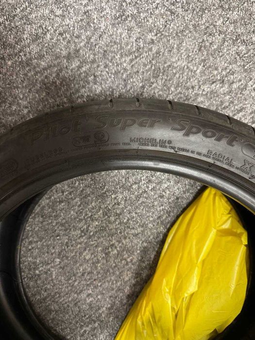 Спешно продавам!!!Гуми 245/40 и 275/35 R20 Michelin летни. 2+1 бр