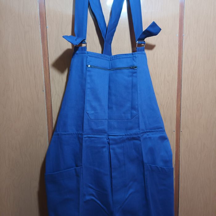 Нови работни гащеризони с презрамки, различни номера