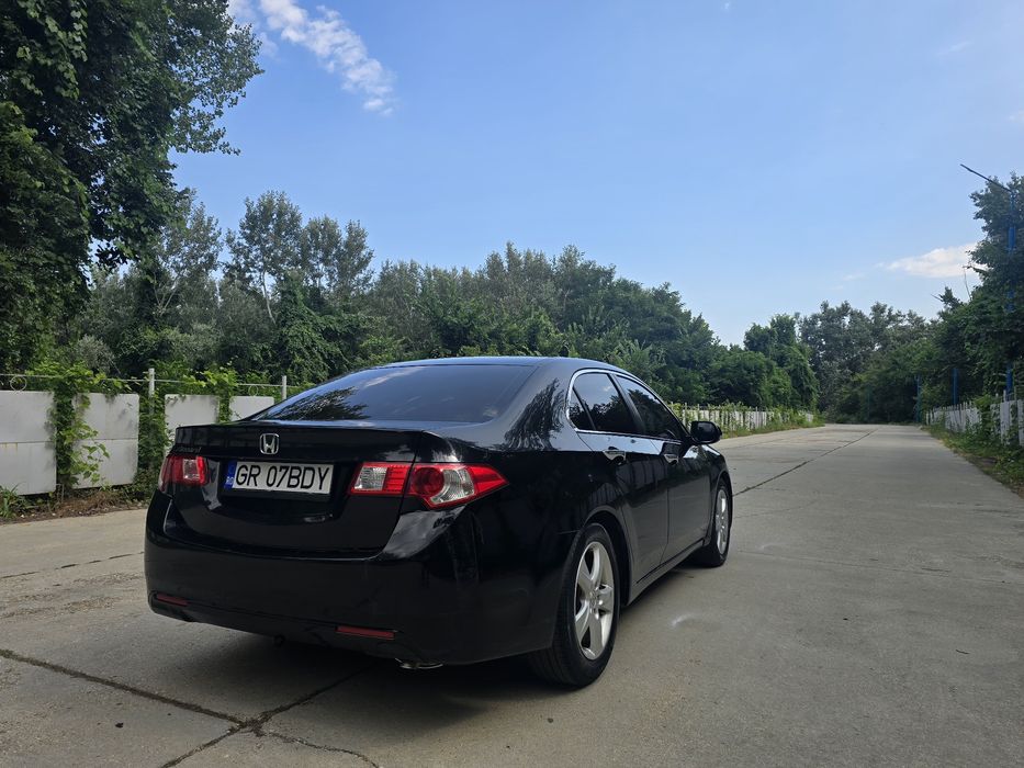 Honda Acord an 2010