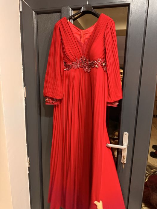 Rochie  rosie  eleganta