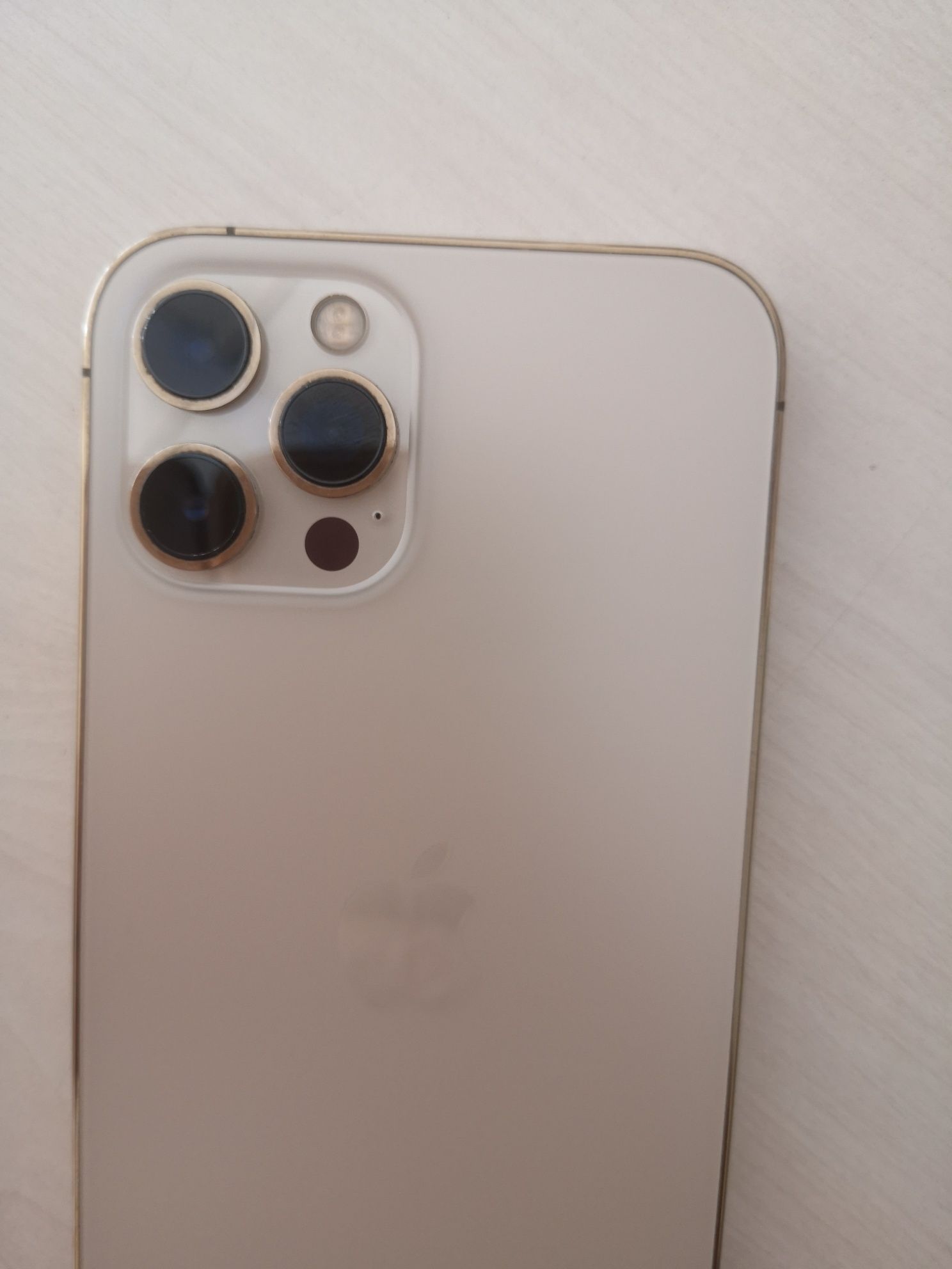 Iphone 12 Pro Max Gold- 256Gb/100 % Battery health