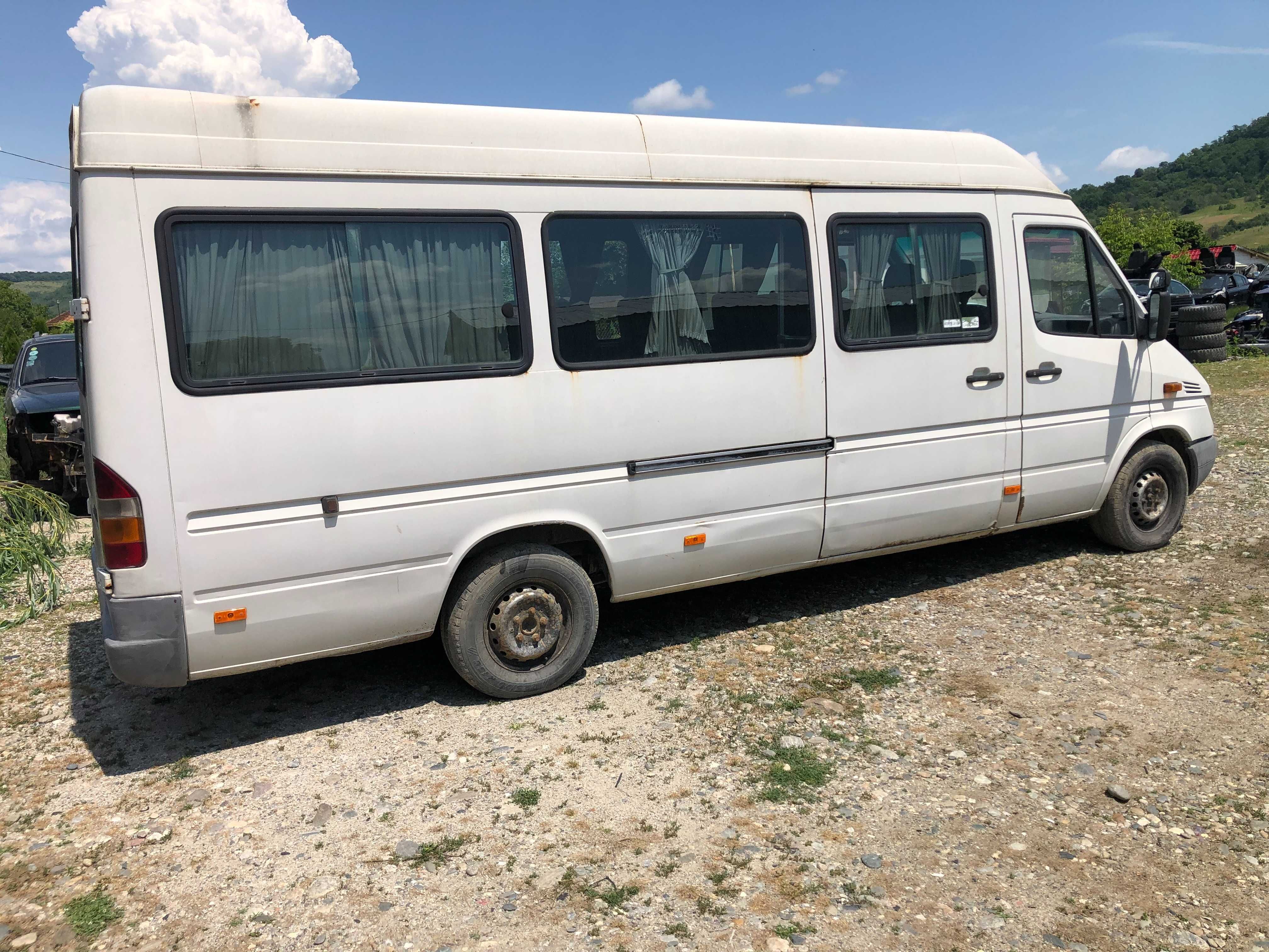 Dezmembrari Dezmembrari Piese piesa Dez mercedes sprinter 311 cdi 2002