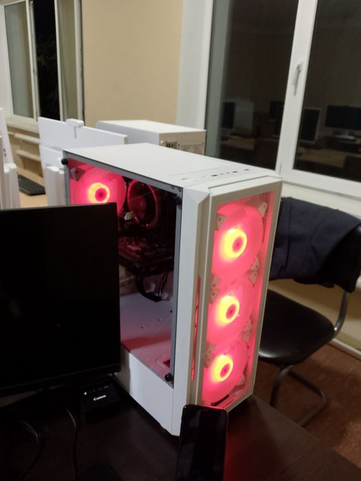 Kompyuter keys sotiladi