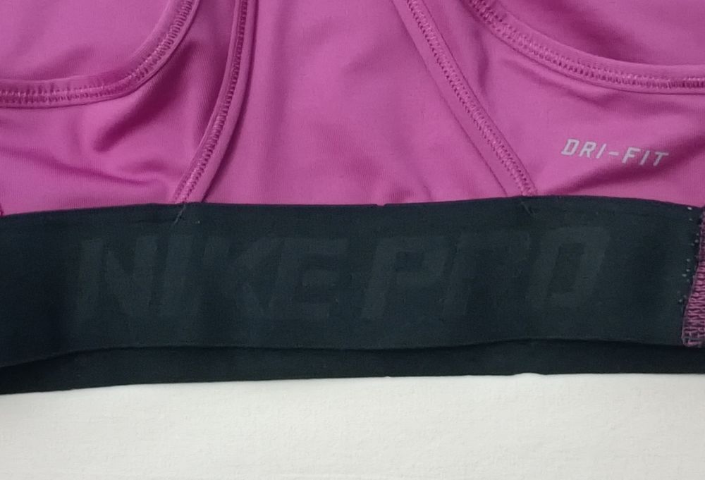 Nike PRO DRI-FIT Bra оригинално бюстие S Найк спорт фитнес тренировки