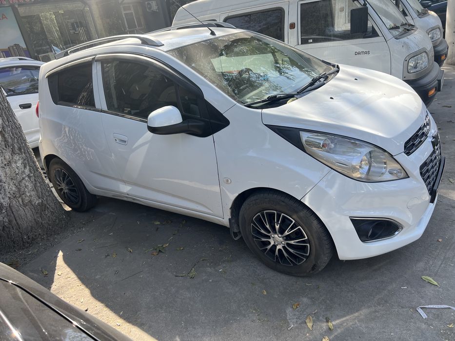 Спарк. Автомат. 2018.йил. 260000 пробэг. Краска  бор