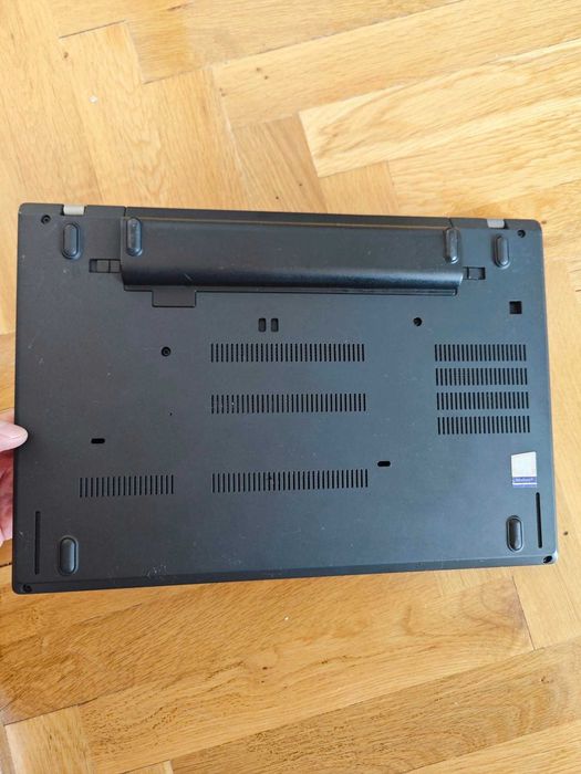 Лаптоп Lenovo T480