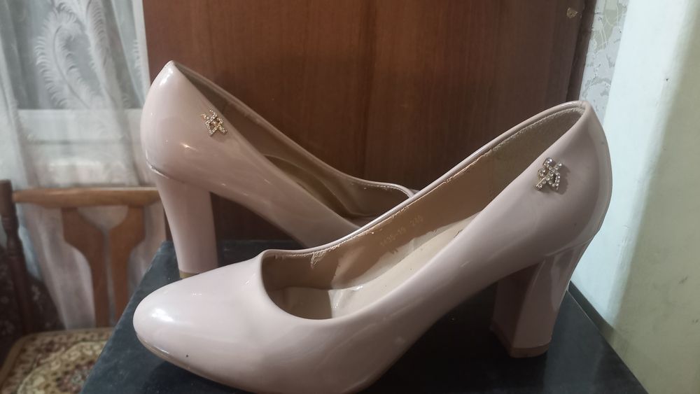 Обувь в отличном состоянии