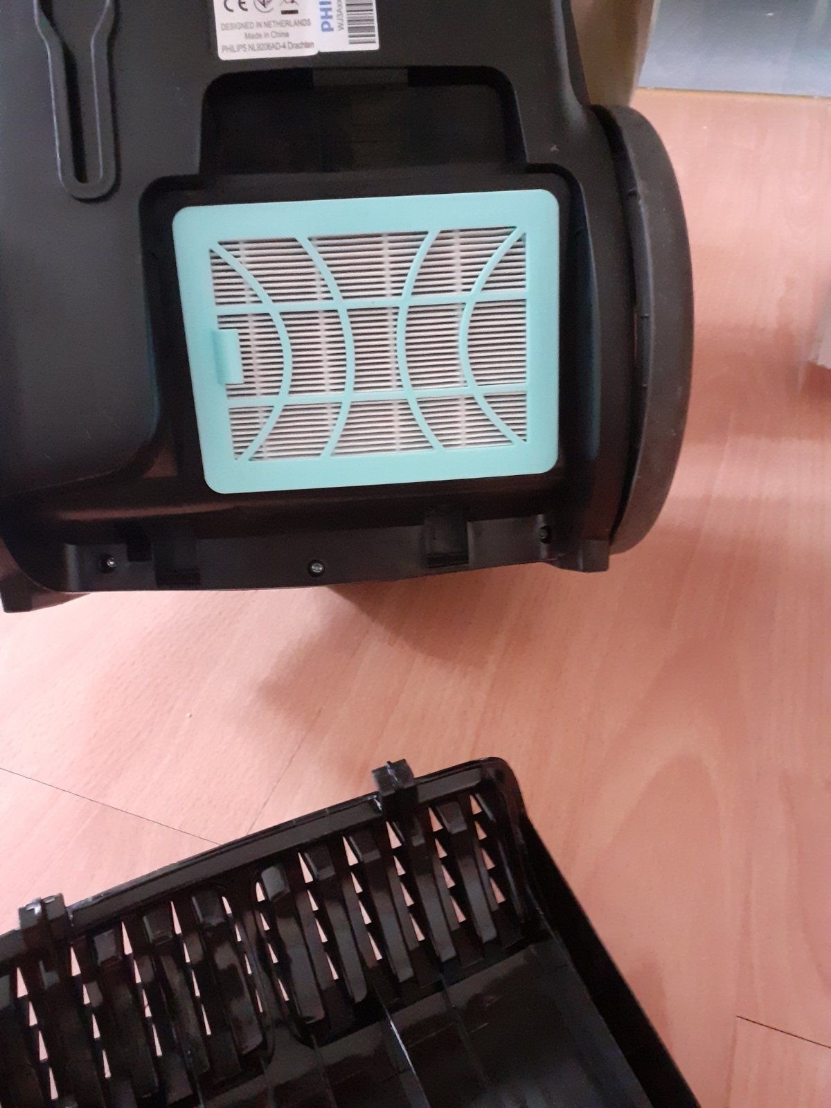 Прахосмукачка Philips NL9206AD