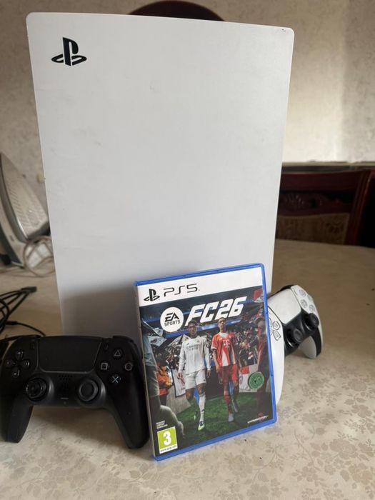 PS5 в отличном состоянии
