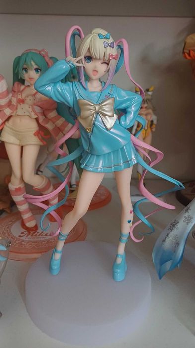 Колекция от аниме фигурки