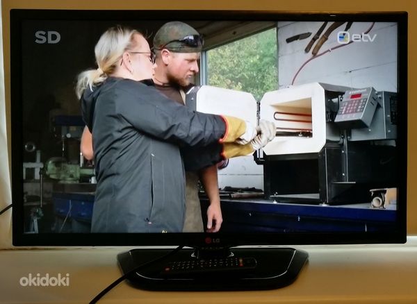 Продам LG телевизор 32