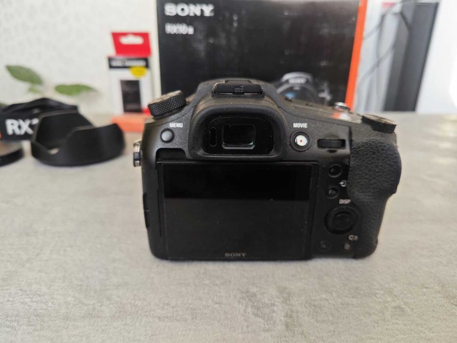 Фотопарат Sony RX10 III (M3)