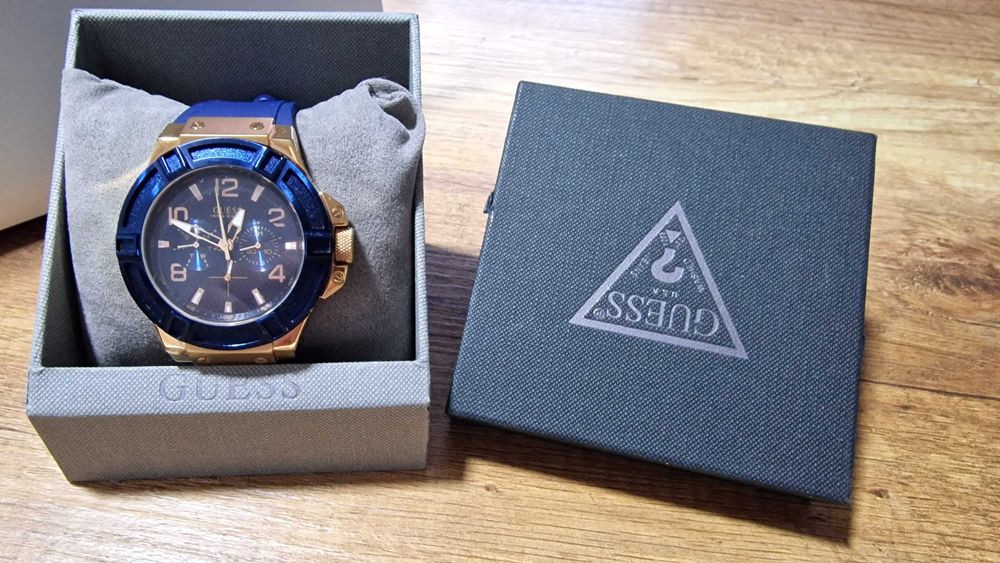 Мъжки часовник Guess W0247G3 Rigor