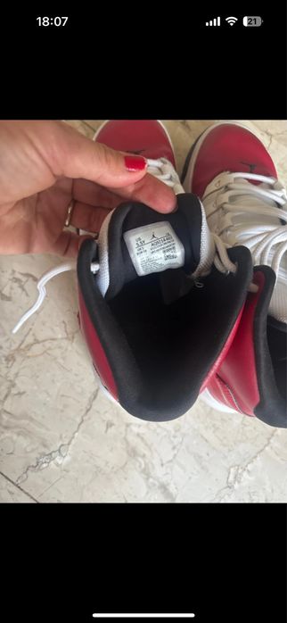 Adidasi Jordan Max Aura nr 38