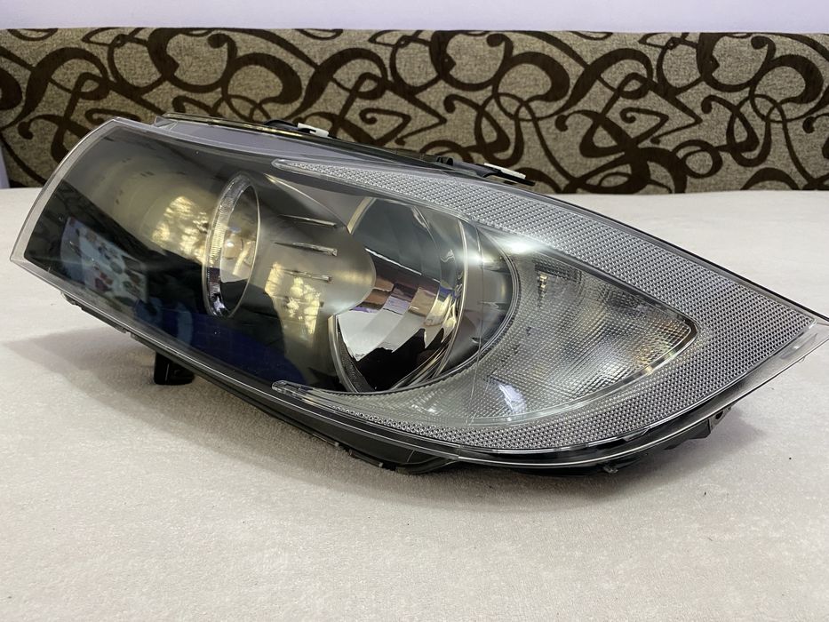 Faruri bmw e90 nfl stanga / dreapta