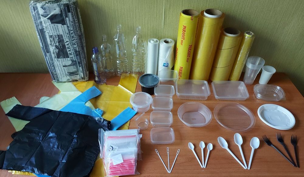 Пэт бутылки,пакеты,рулоны,майки,пищевая пленка,посуда