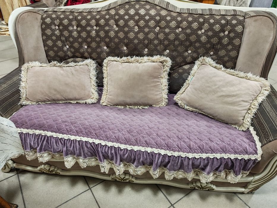 Срочно продам диван и 2 кресла