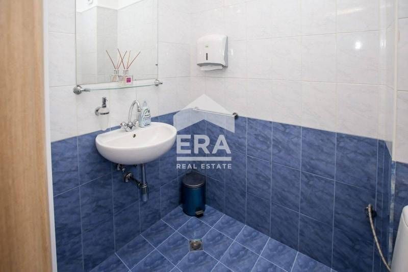 Дава се под наем Офис в София, Център - 105 кв.м за 1420 € - Снимка #5