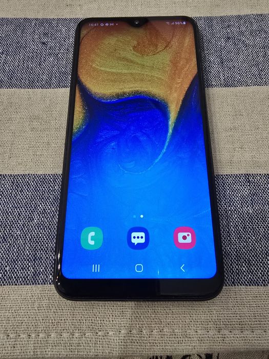 Samsung A 20 e stare foarte bună
