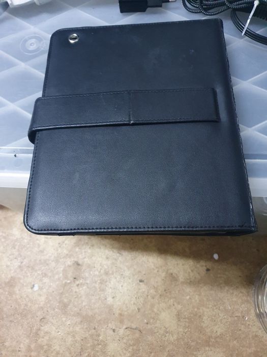 Таблет iPad с клавиатура