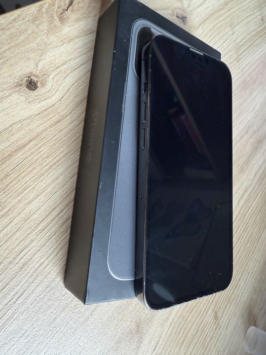 Телефон iPhone 13 Pro