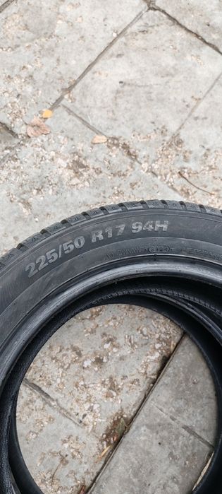 Продавам нови гуми
