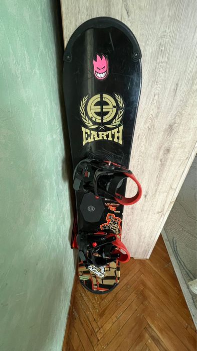 Сноуборд с креплением