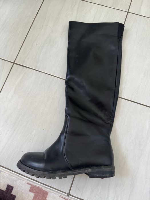 Продам денские, зимние сапоги.