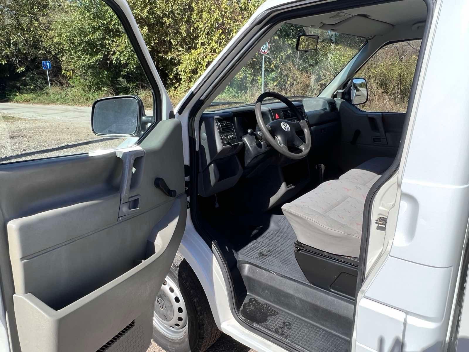 VW Transporter 2.5 TDI