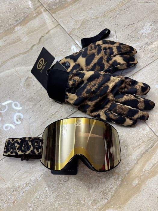 Дамски ски очила и ръкавици Goldbergh