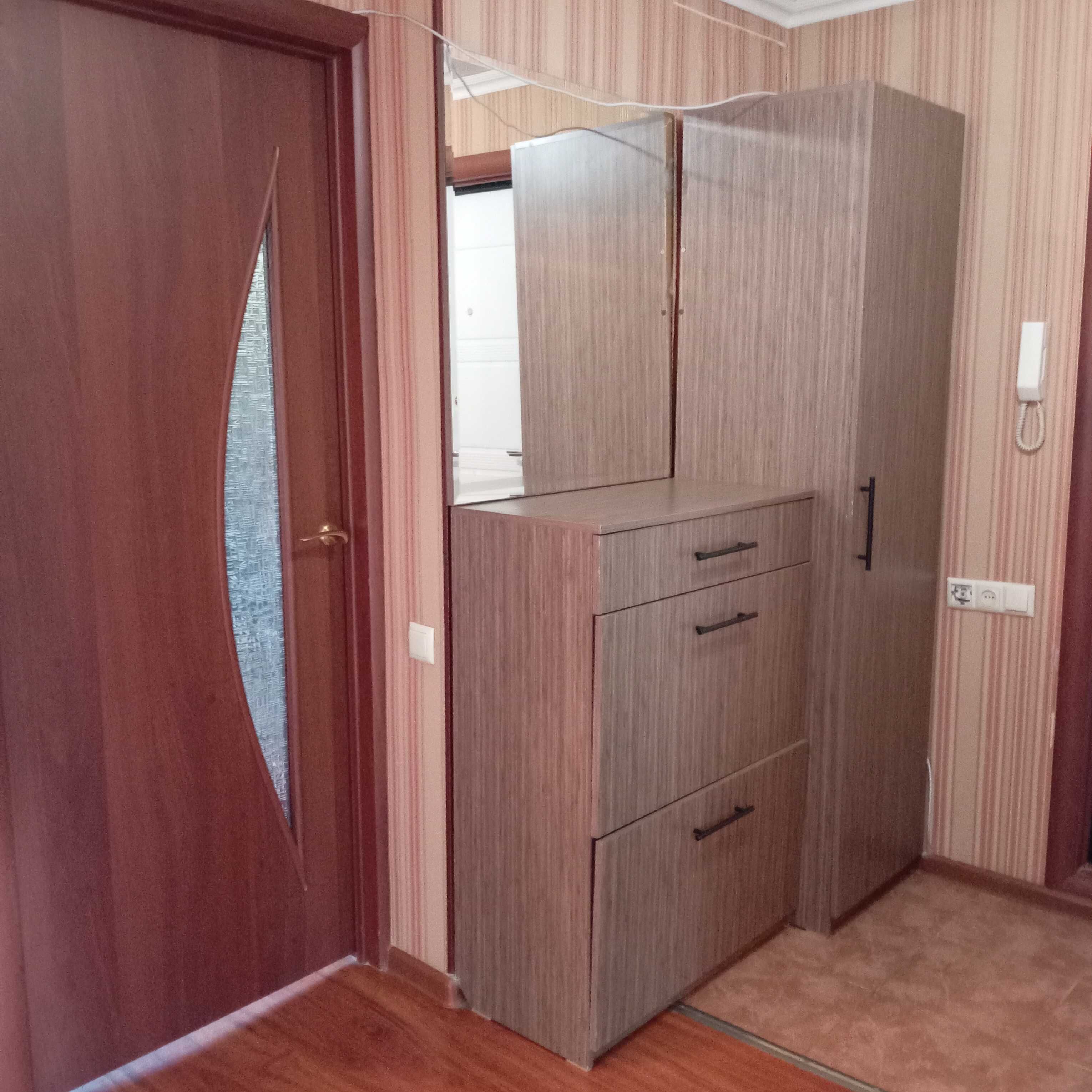 Продаётся мебель для прихожей