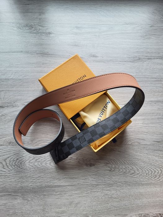 Curea LV în stare nouă