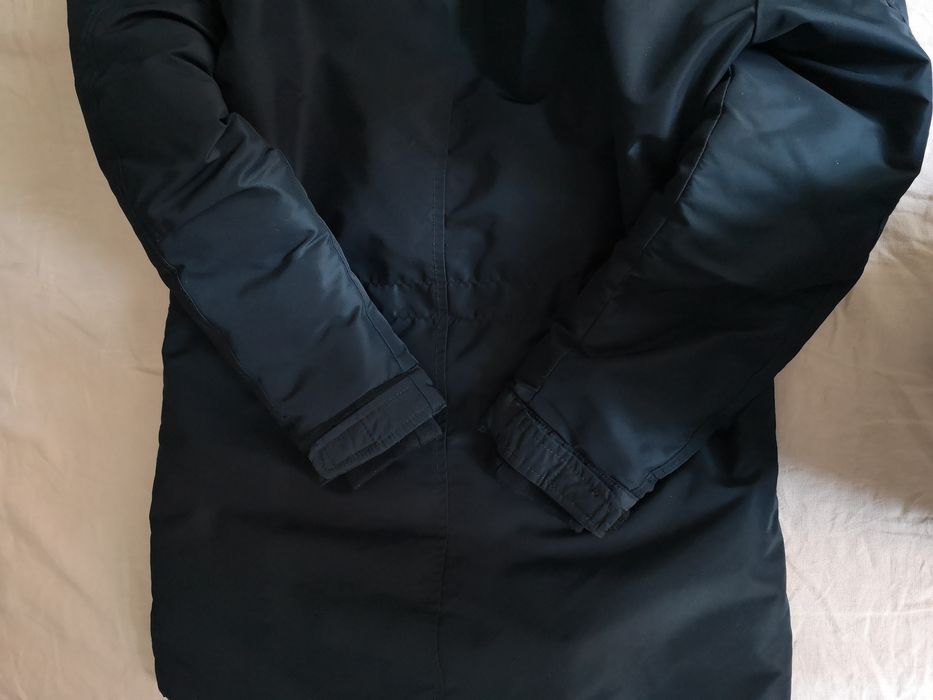 Geaca foarte groasa pt barbati, marca Bershka, mar S, bleumarine