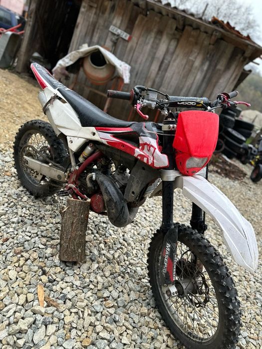 Vând enduro huqsvarna 300 powervalve