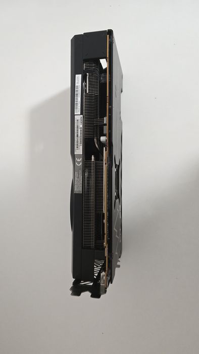 Placa video radeon rx 7800 xt sapphire pulse 16gb gddr6 256-bit