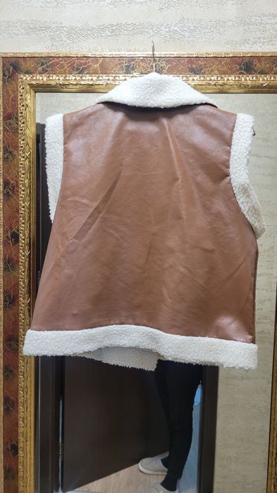 Кожен пухен елек