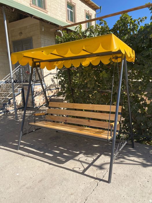 Качели из металла для сада