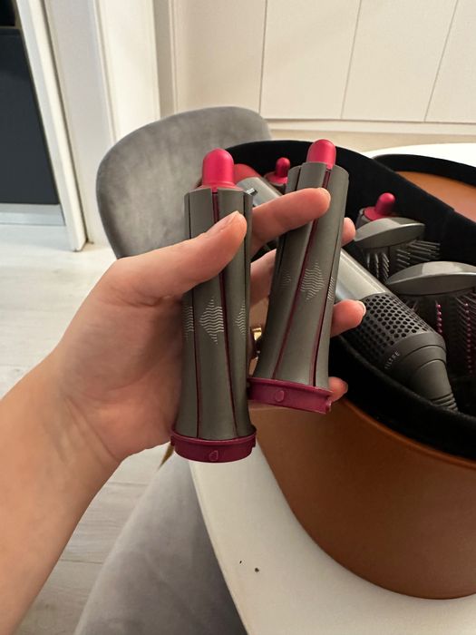 Dyson airwrap complete