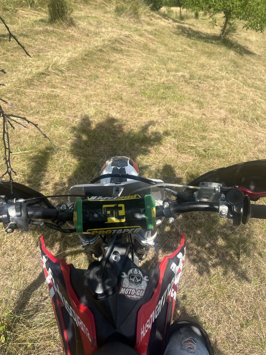 Vând Husqvarna tc250 cu motor copie Honda