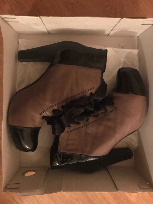 Зимни обувки естестена кожа бианки като нови, всички по 20лв