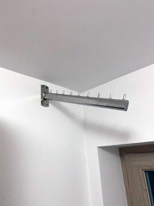 Suport inclinat pentru umerase fix