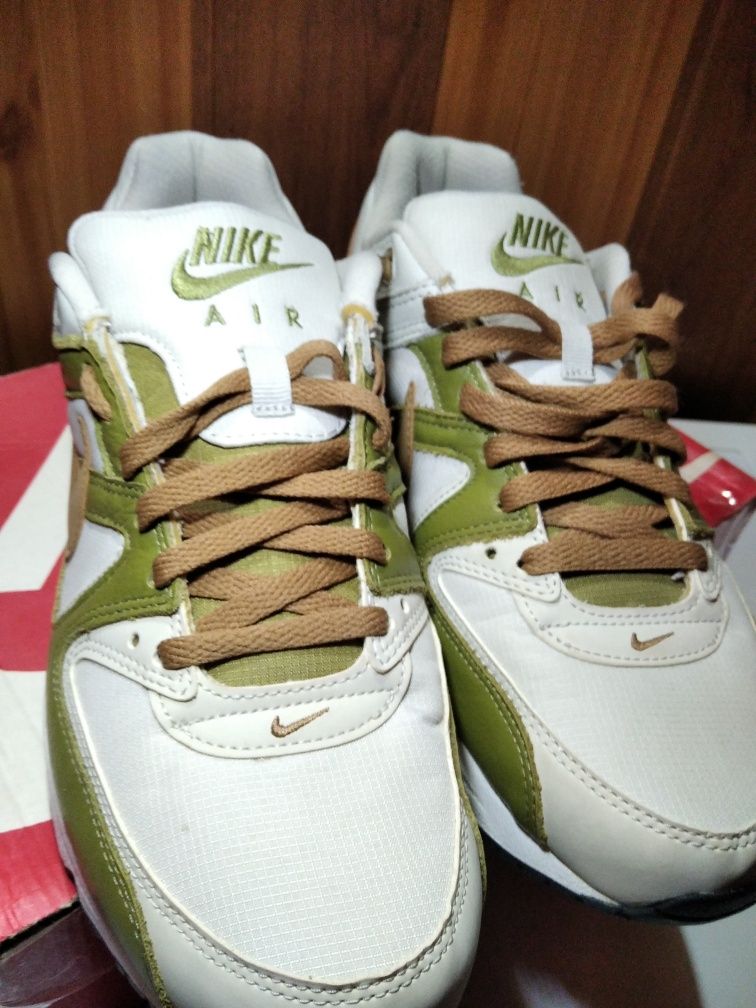 Nike Air Max Command Nr 44 ORIGINALI in cutie