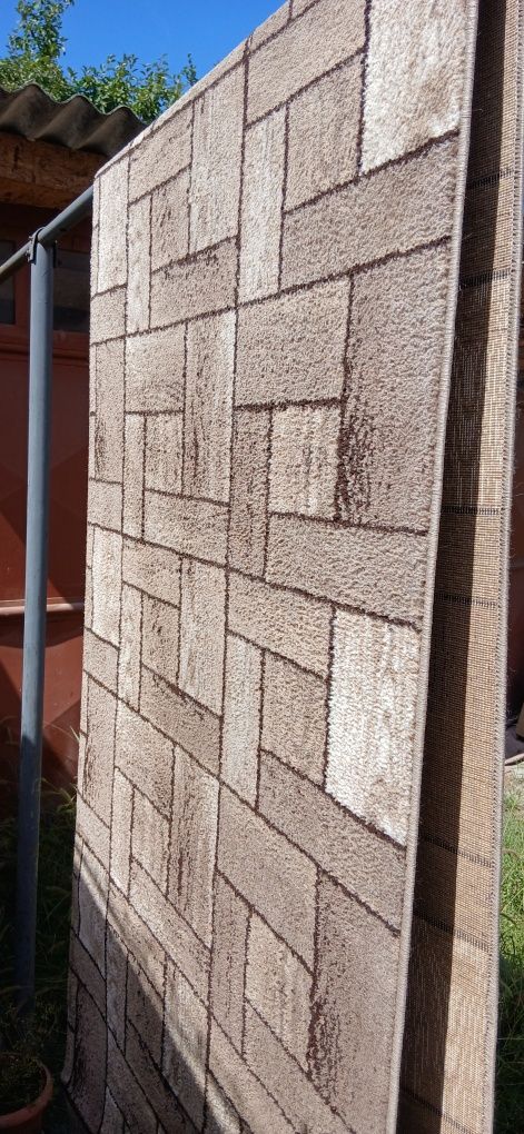 Mocheta traversa, latime 1 m./3.8 m