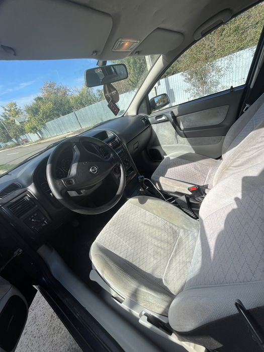 Opel astra H caravan .